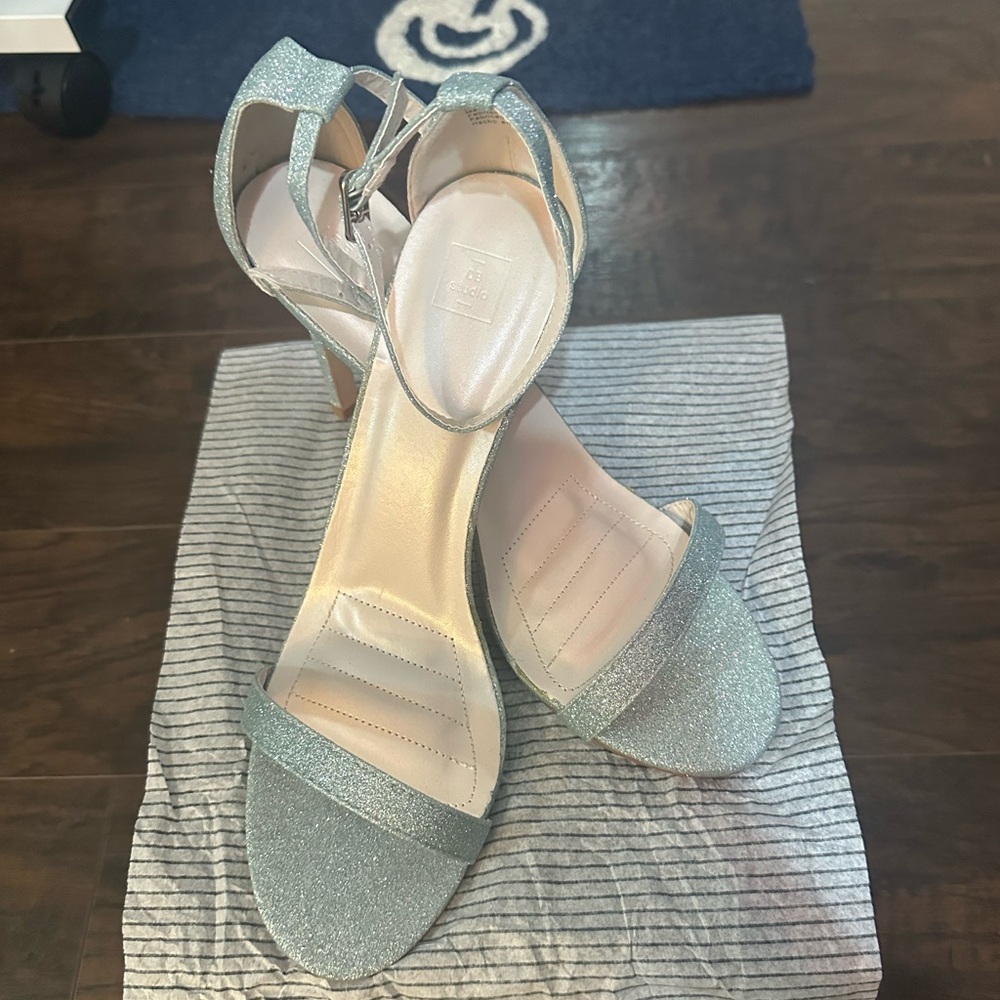 Elegant Sparkly/ Glitter Blue Glitter Heels NEW